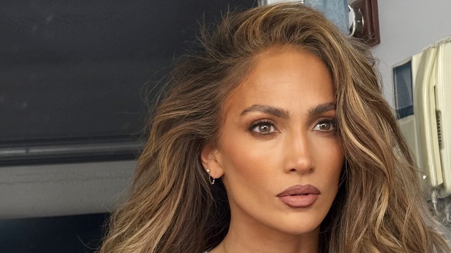 Image Credit @jlo
Via Instagram