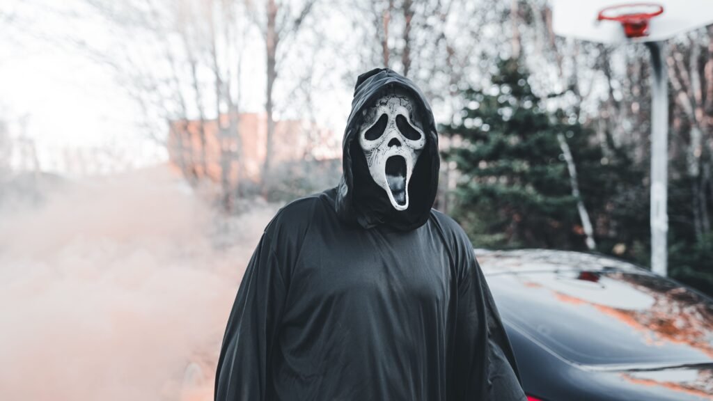 Image by @Erik Mclean via Pexels